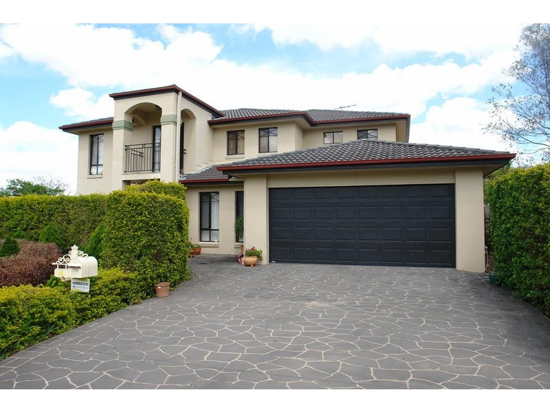 4 Haase Place, Bellbowrie QLD 4070